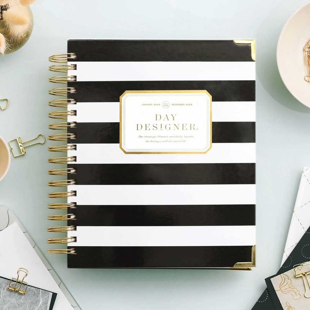 FREE if you order $100 and up @ my shop
Day Designer Black White Striped Planner